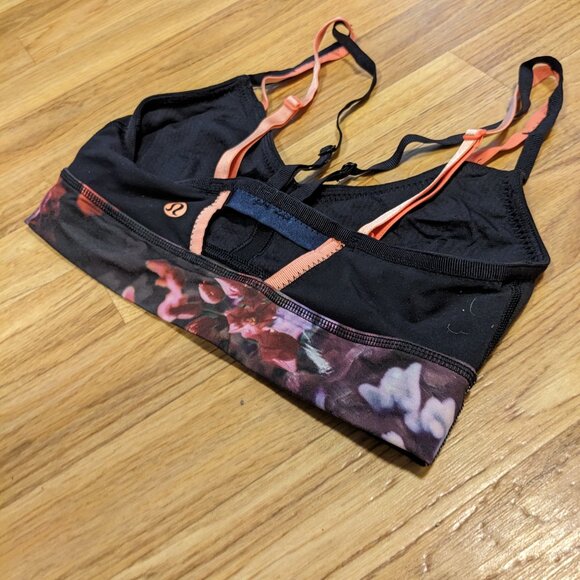 Lululemon Flip Your Dog Sports Bra Spring Has Spring Size 6 - Picture 6 of 7